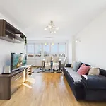 Apartment Cieszynska Superapart - Near Wilanowska Metro *