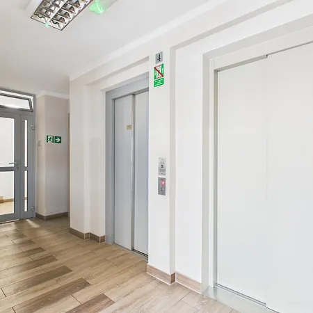 Διαμέρισμα Cieszynska Superapart - Near Wilanowska Metro Βαρσοβία